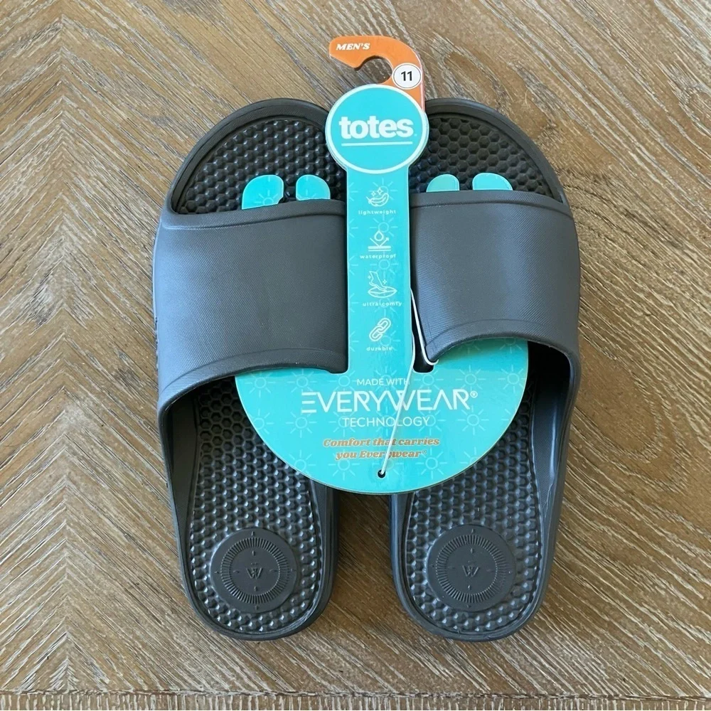 NWT Men’s Totes Everywear Black Slide Sandals (11)